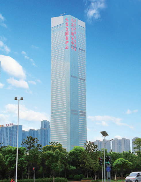 ���˱����